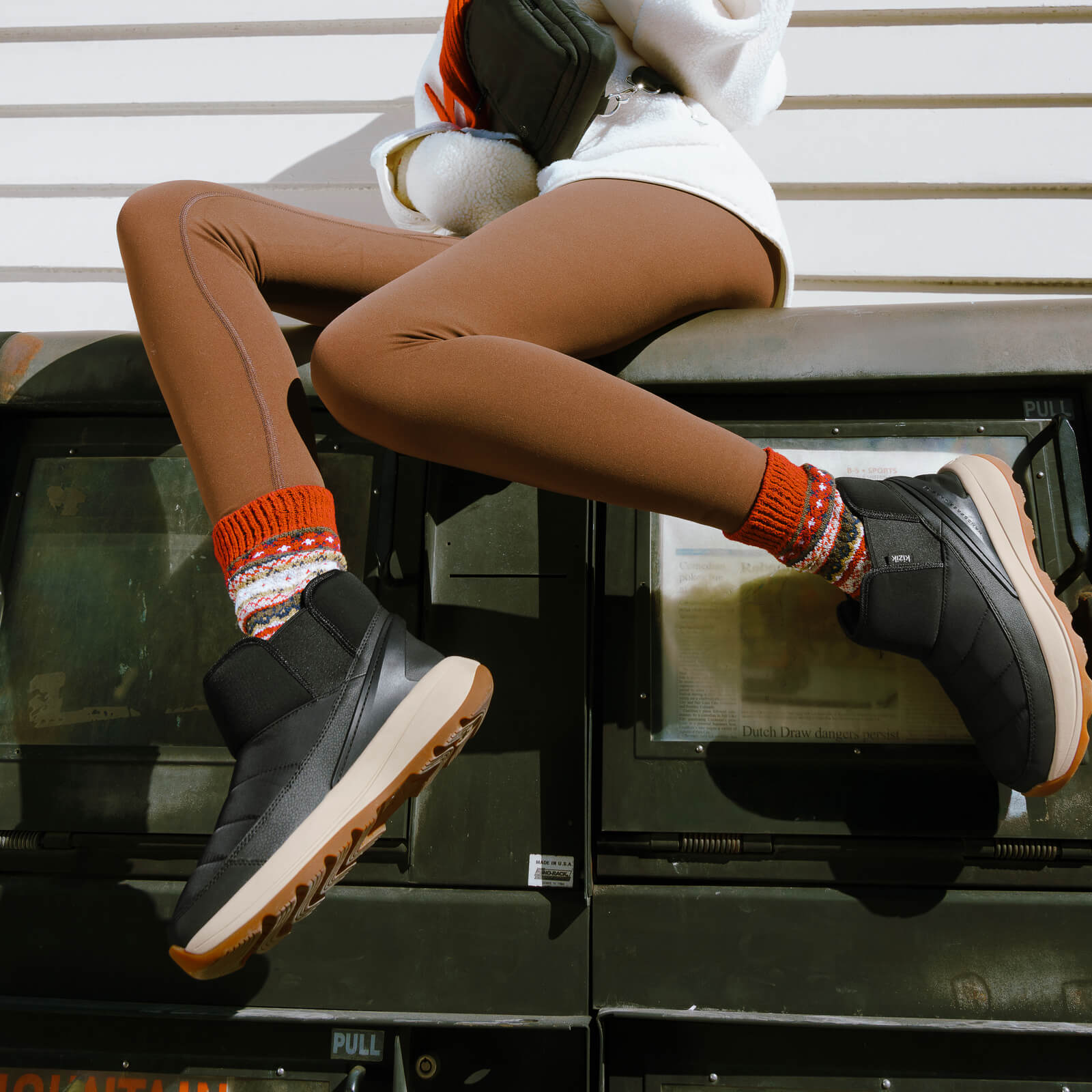 Women's Juno 2 Low Boot - Black/Whitecap Gray